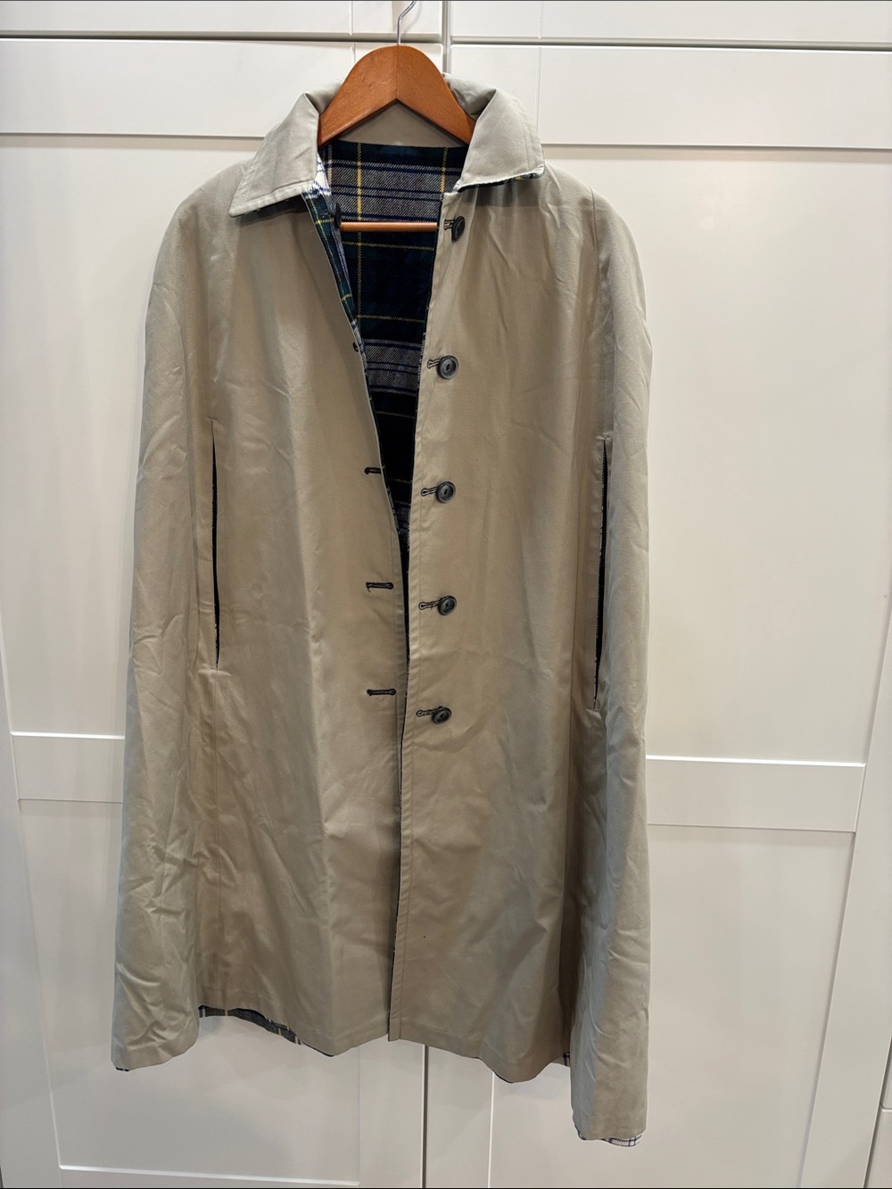 Unique Reversible Trench Cape in tan and plaid